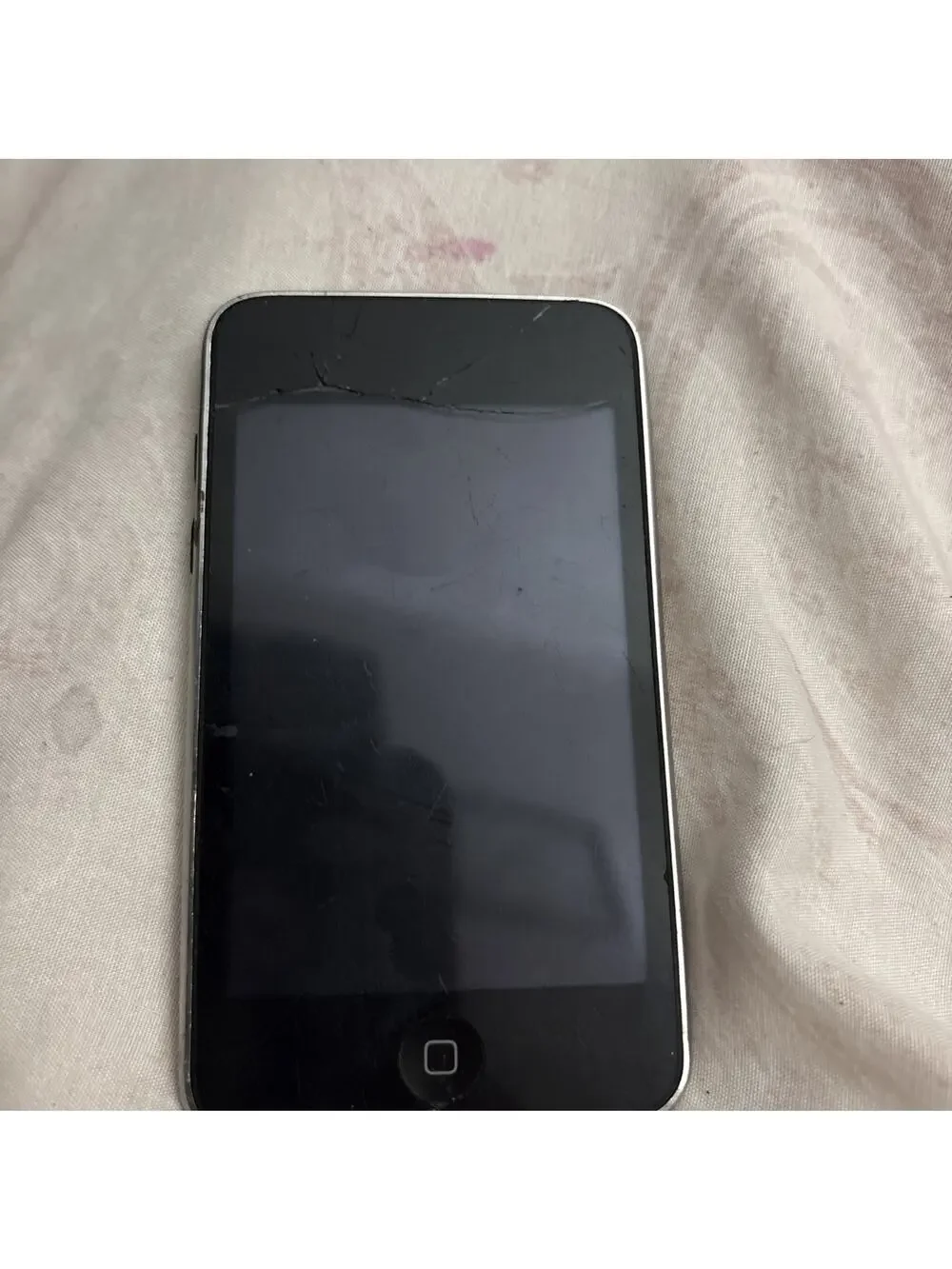 For Parts/Repair Apple iPod Touch 2nd Gen A1288 8GB Black (Bad Battery)